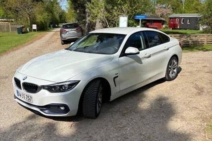 Hvid BMW 420i fra 2018