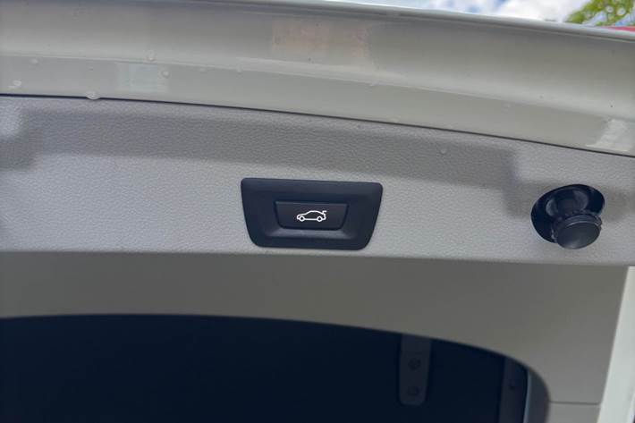 Hvid BMW 420i fra 2018
