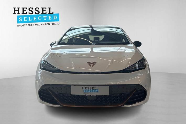 Hvid Cupra Born fra 2023