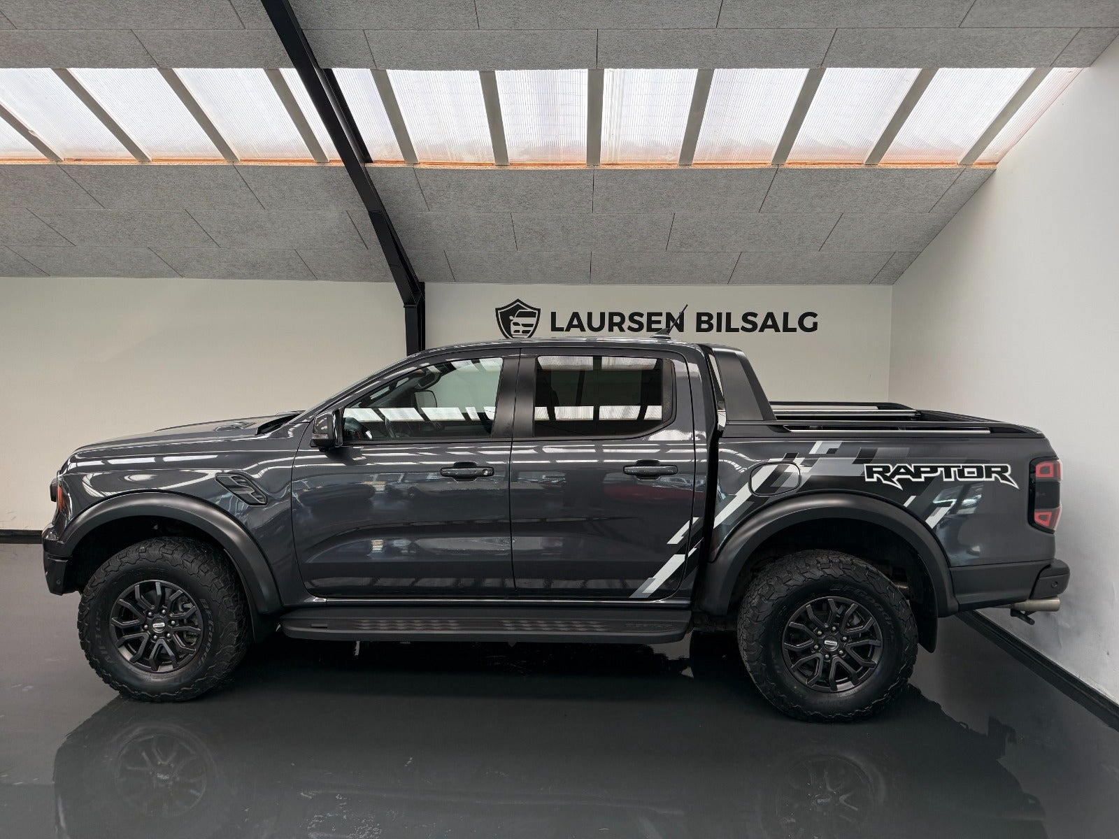 Grå Ford Ranger Raptor fra 2022