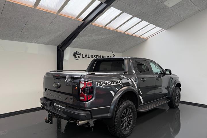 Grå Ford Ranger Raptor fra 2022