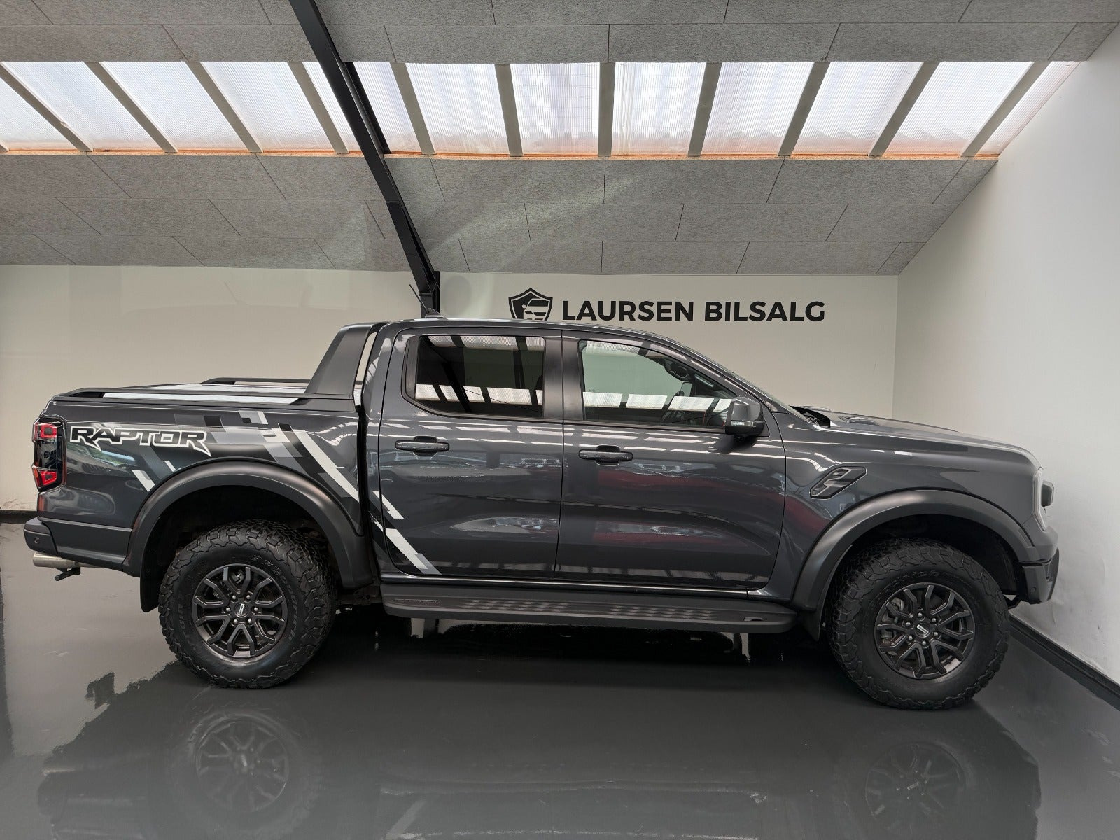 Grå Ford Ranger Raptor fra 2022