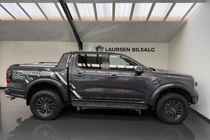 Grå Ford Ranger Raptor fra 2022