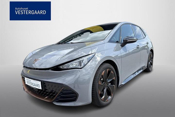 Grå Cupra Born fra 2024 set udefra