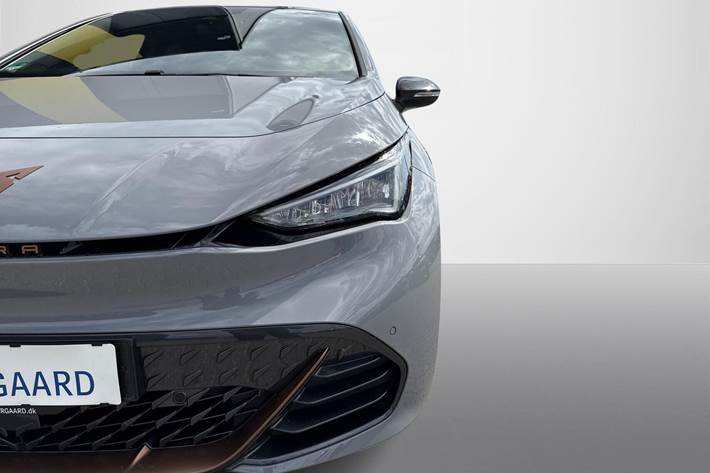 Grå Cupra Born fra 2024