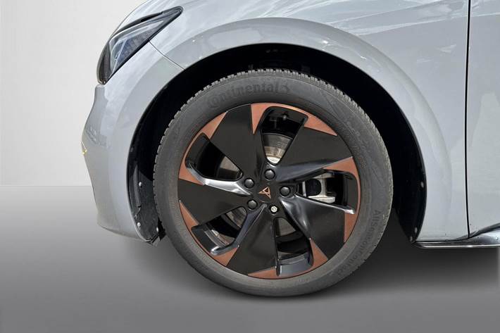 Grå Cupra Born fra 2024