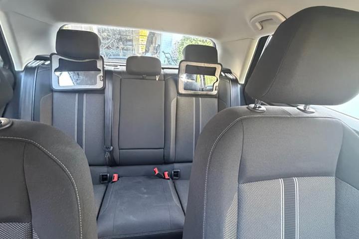 Grå VW T-Roc fra 2019