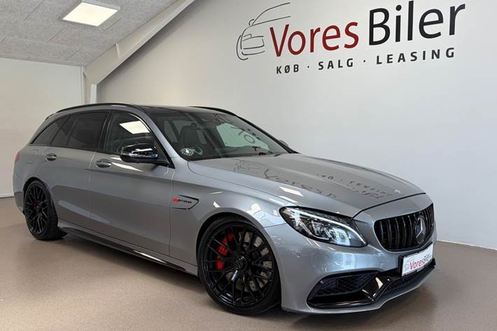 Sort Mercedes C63 fra 2015