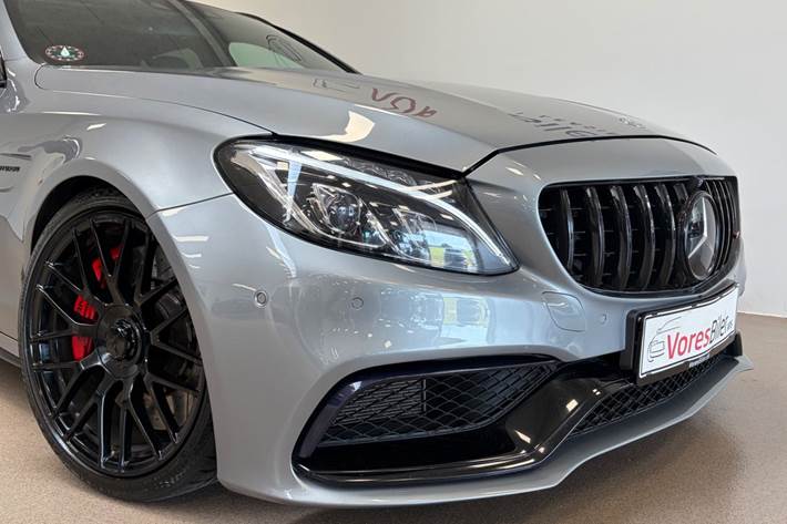 Sort Mercedes C63 fra 2015