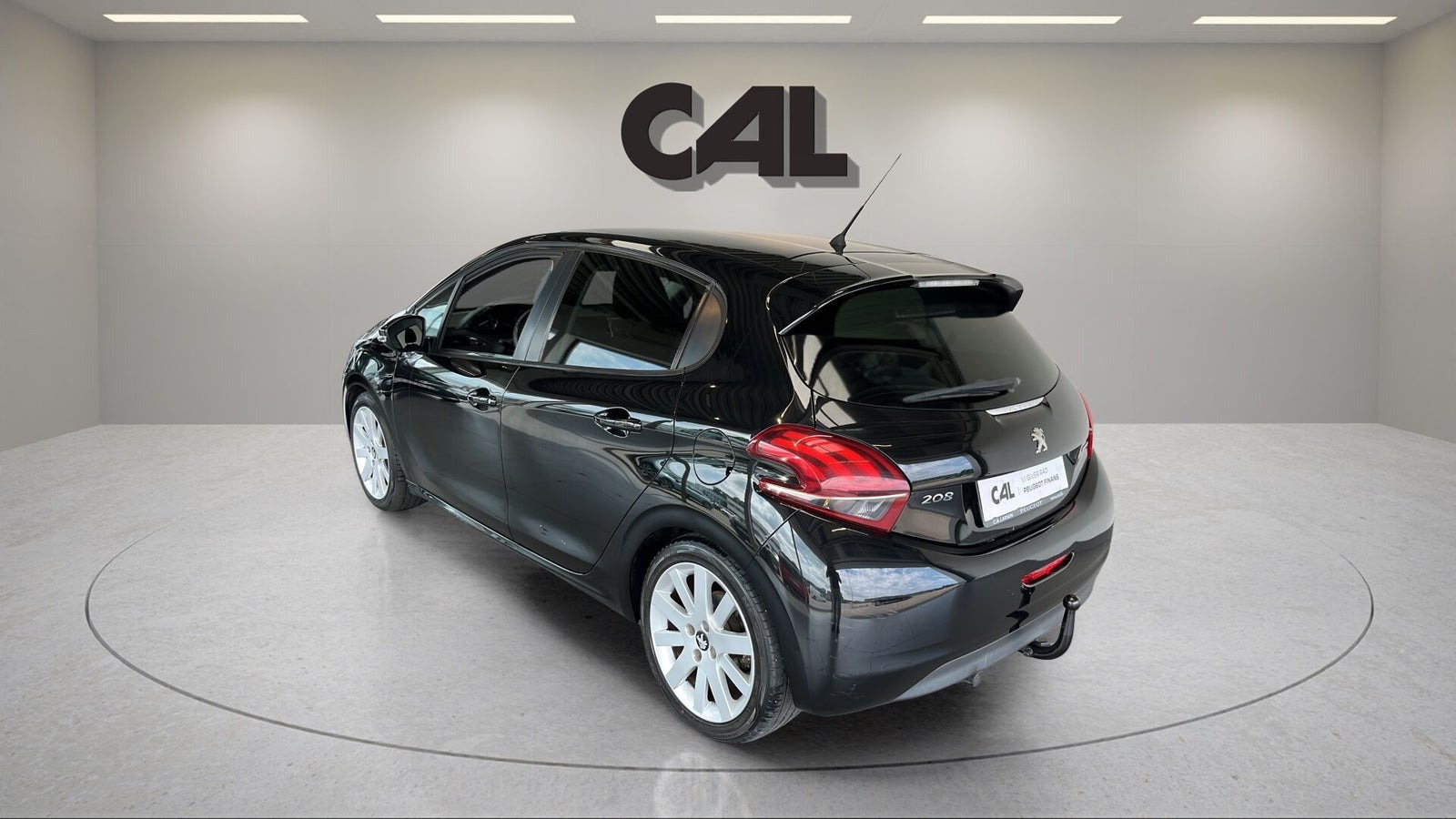 Sort Peugeot 208 fra 2015