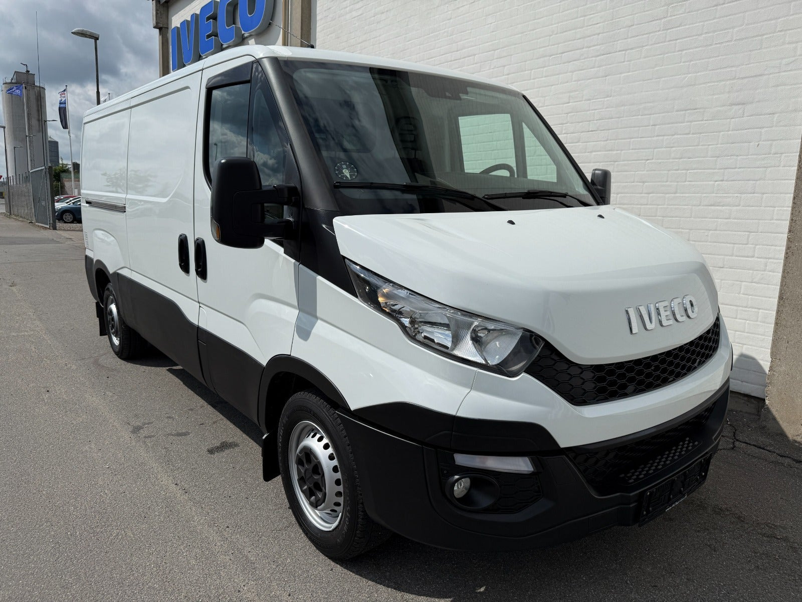 Hvid Iveco Daily fra 2016