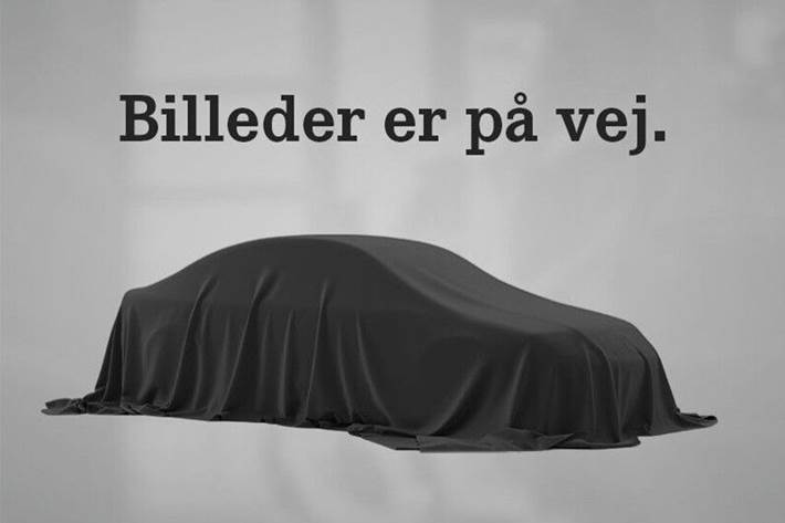 Sølv Mercedes EQE350 fra 2023