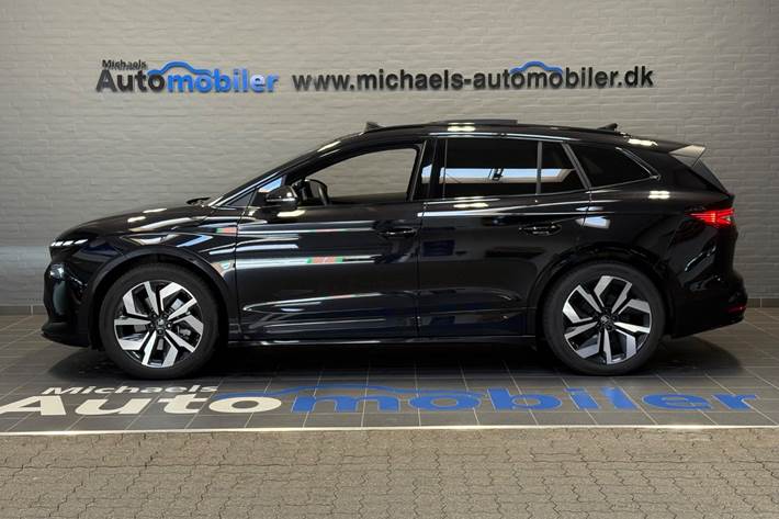 Sort Skoda Enyaq fra 2025