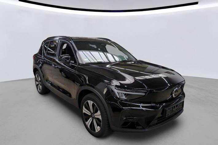 Sort Volvo XC40 fra 2023