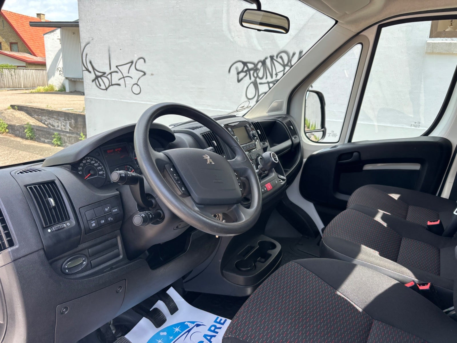 Hvid Peugeot Boxer 335 fra 2020