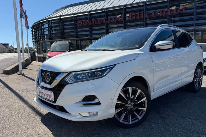Hvid Nissan Qashqai fra 2019