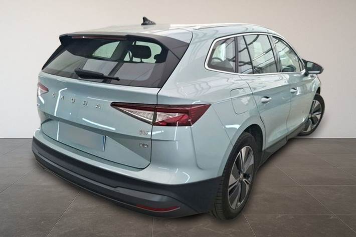 Sølv Skoda Enyaq fra 2023