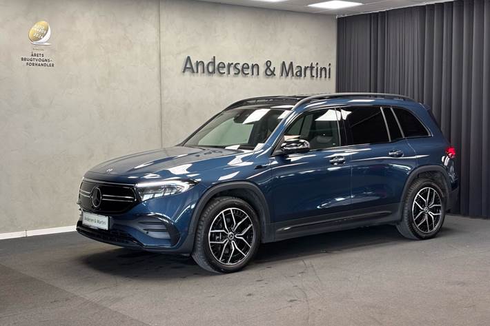 Blå Mercedes EQB 300 fra 2022
