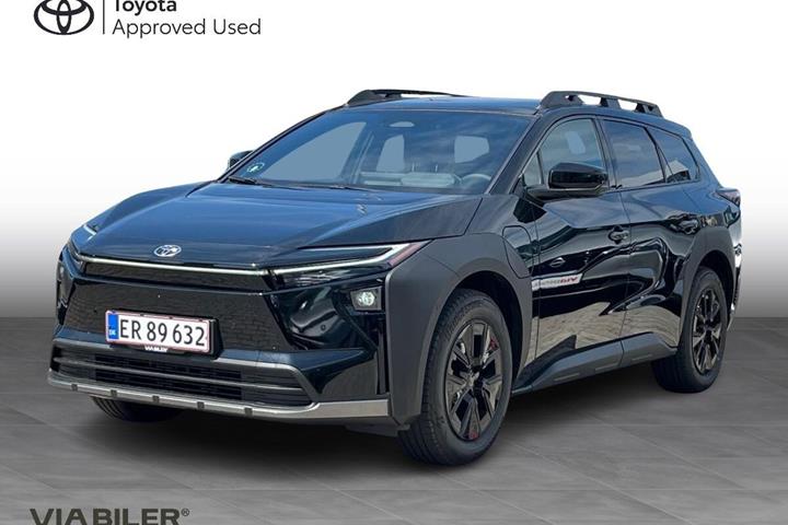 Sort Toyota bZ4X Touring fra 2026 set udefra
