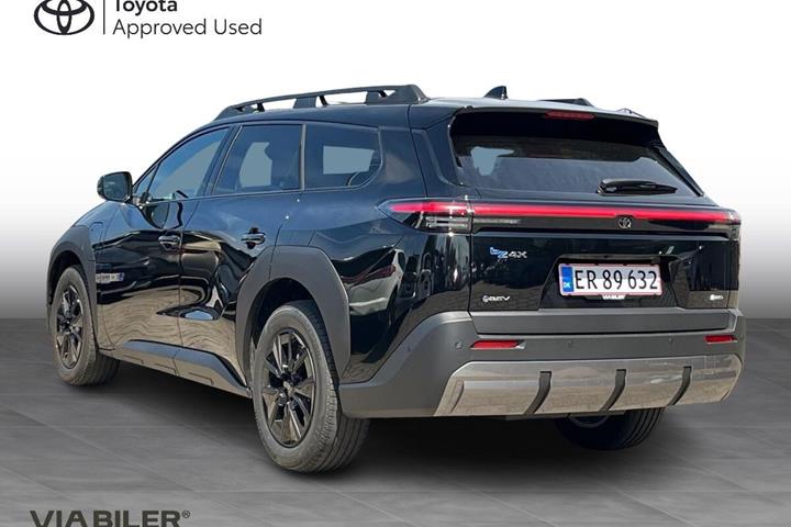 Sort Toyota bZ4X Touring fra 2026