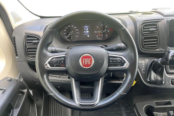 Hvid Fiat Ducato fra 2022