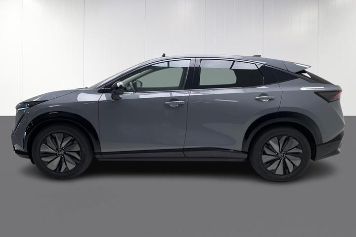 Grå Nissan Ariya fra 2026