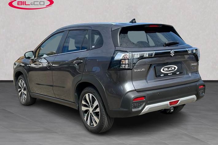 Sort Suzuki S-Cross fra 2023
