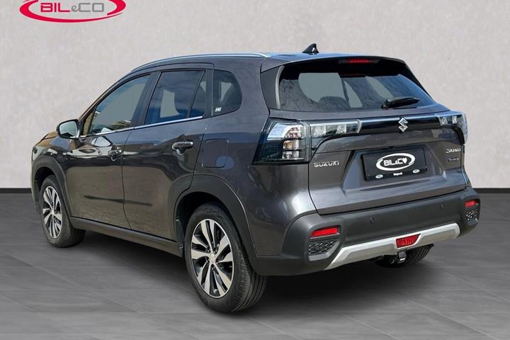 Sort Suzuki S-Cross fra 2023