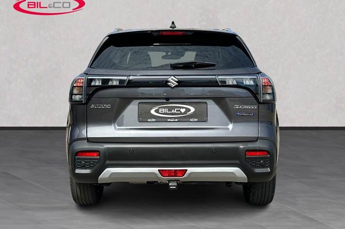 Sort Suzuki S-Cross fra 2023