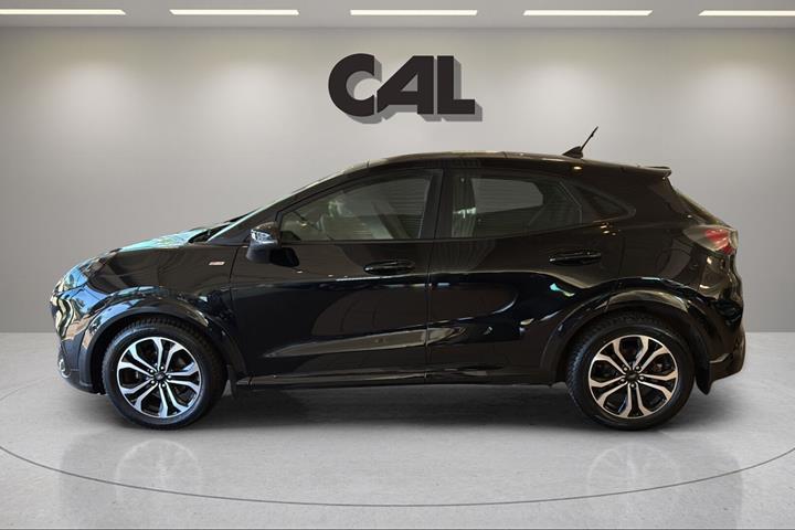 Sort Ford Puma fra 2020