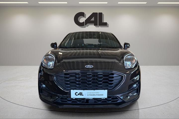 Sort Ford Puma fra 2020