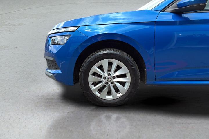 Blå Skoda Kamiq fra 2023