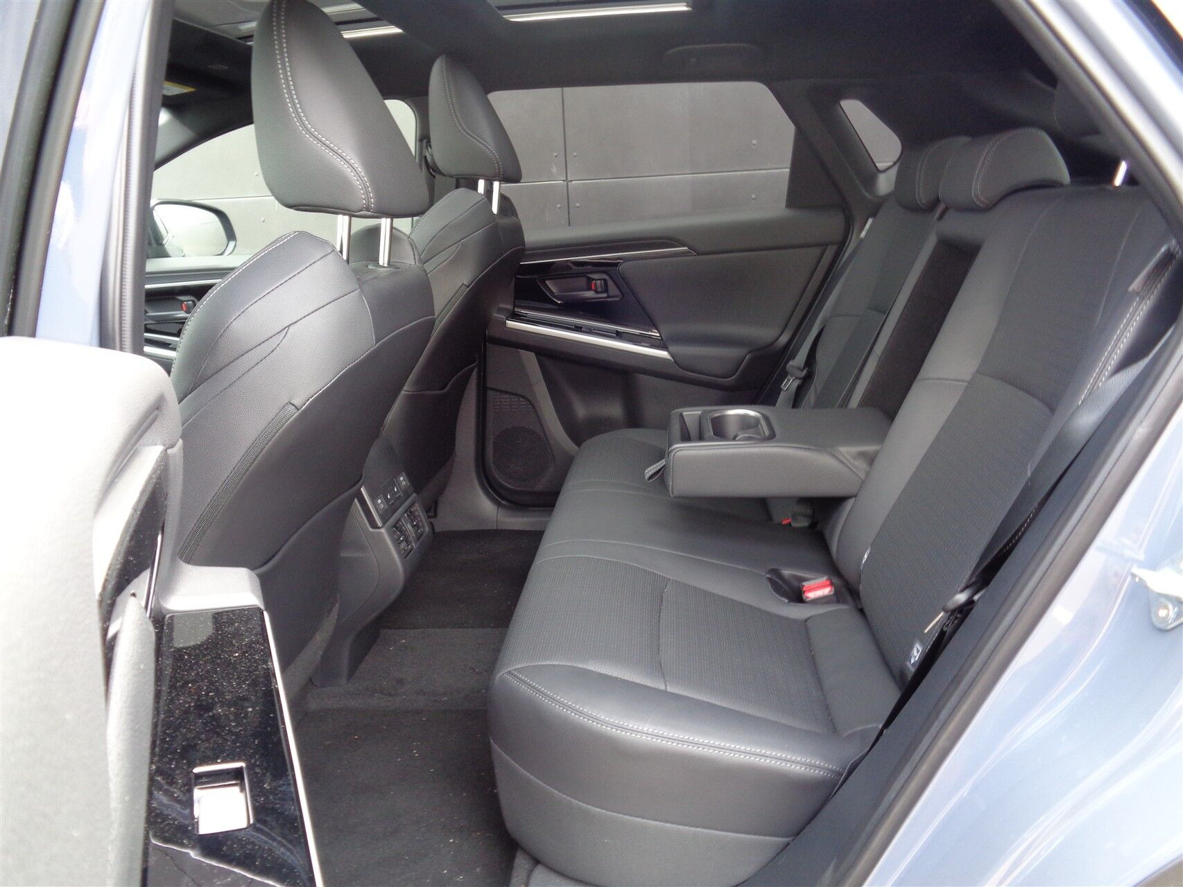 Subaru Solterra 72.6 kWh AWD, 218ps, 2025