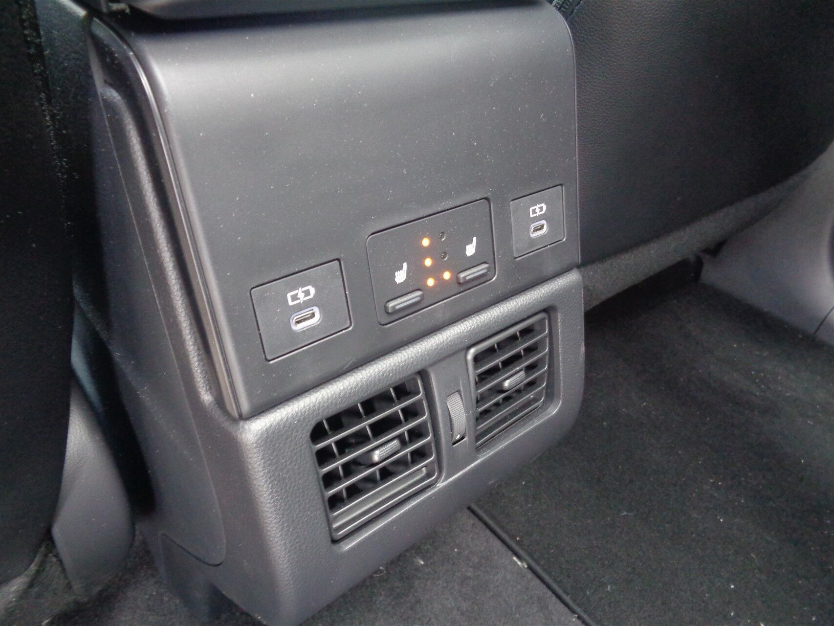 Subaru Solterra 72.6 kWh AWD, 218ps, 2025