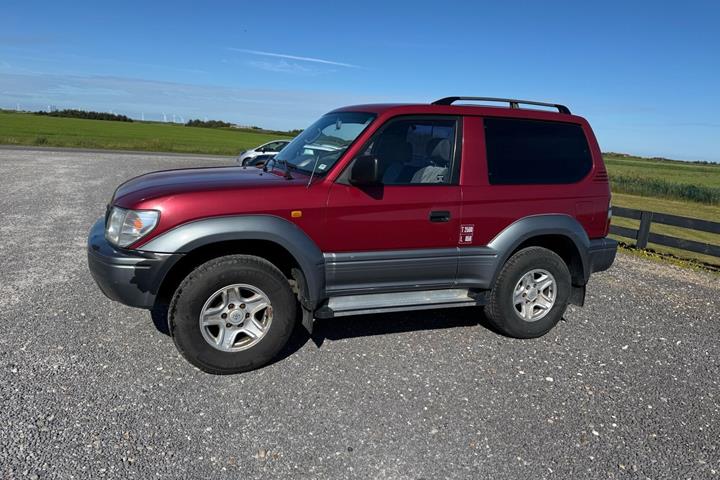 undefined Toyota Landcruiser GX90 fra 1998 set udefra