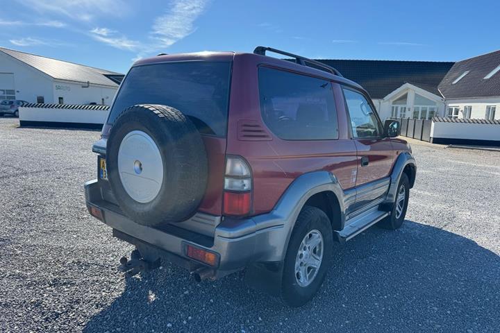 undefined Toyota Landcruiser GX90 fra 1998 set udefra