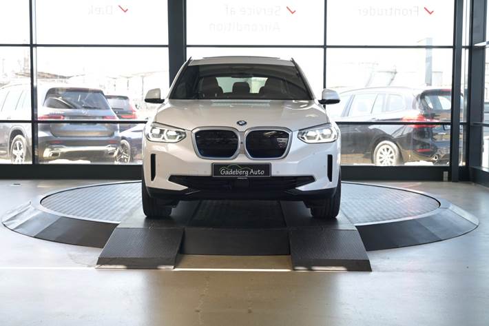 undefined BMW iX3 fra 2021