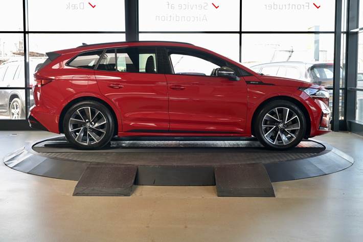 Rød Skoda Enyaq fra 2024
