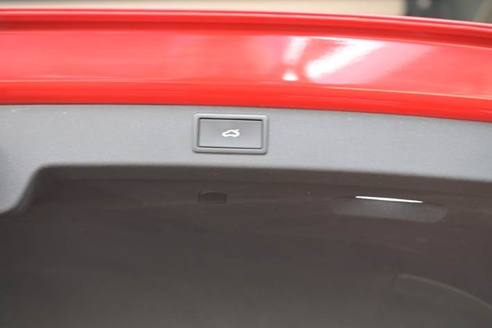 Rød Skoda Enyaq fra 2024