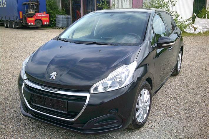 undefined Peugeot 208 fra 2018