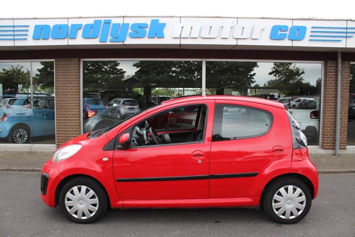 Rød Citroën C1 fra 2013