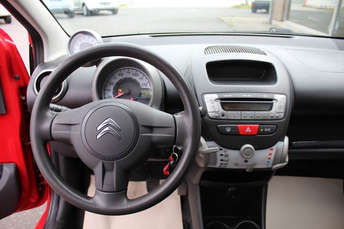 Rød Citroën C1 fra 2013