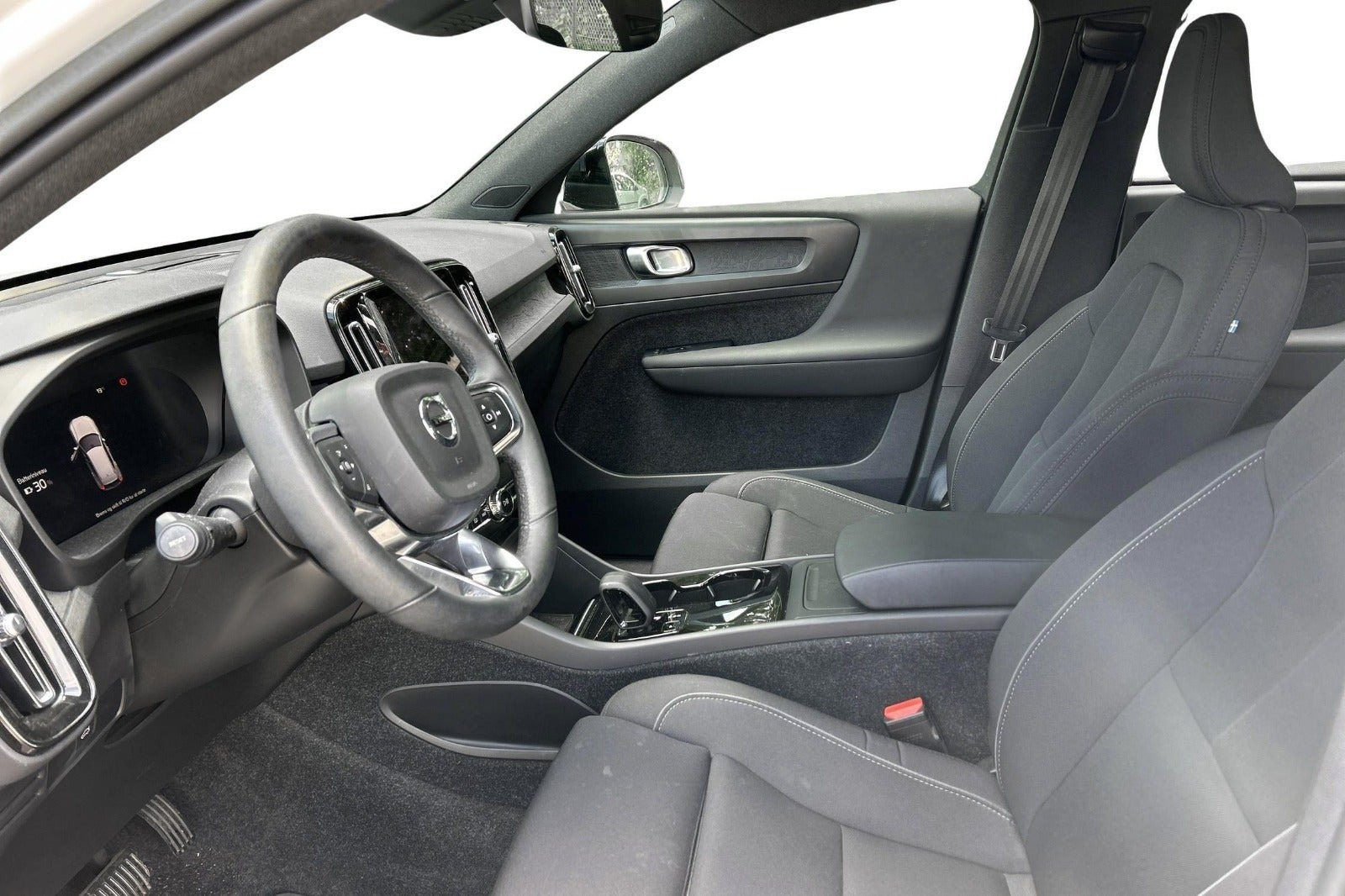 Hvid Volvo XC40 fra 2022