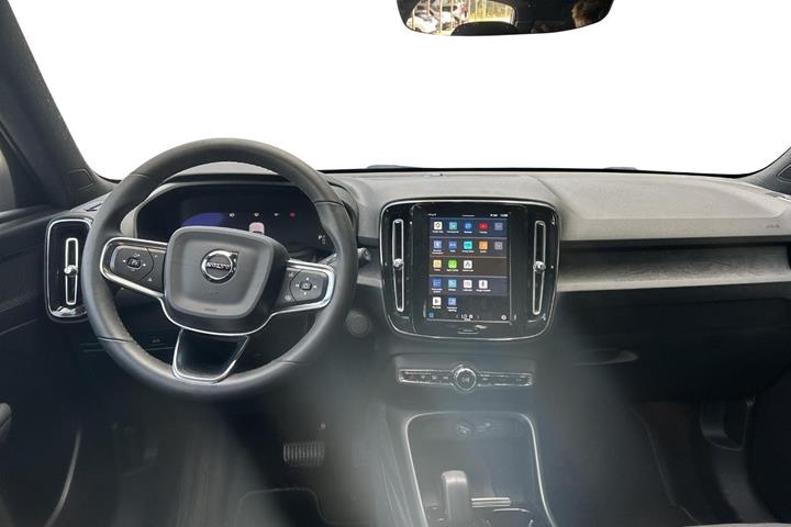 Hvid Volvo XC40 fra 2022