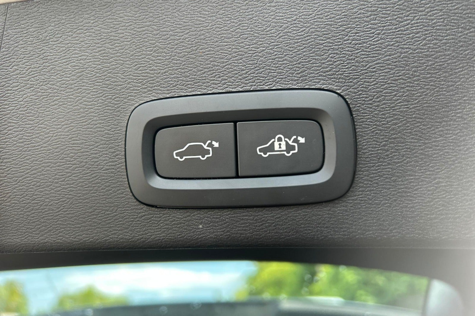 Hvid Volvo XC40 fra 2022