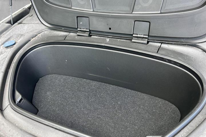 Hvid Volvo XC40 fra 2022