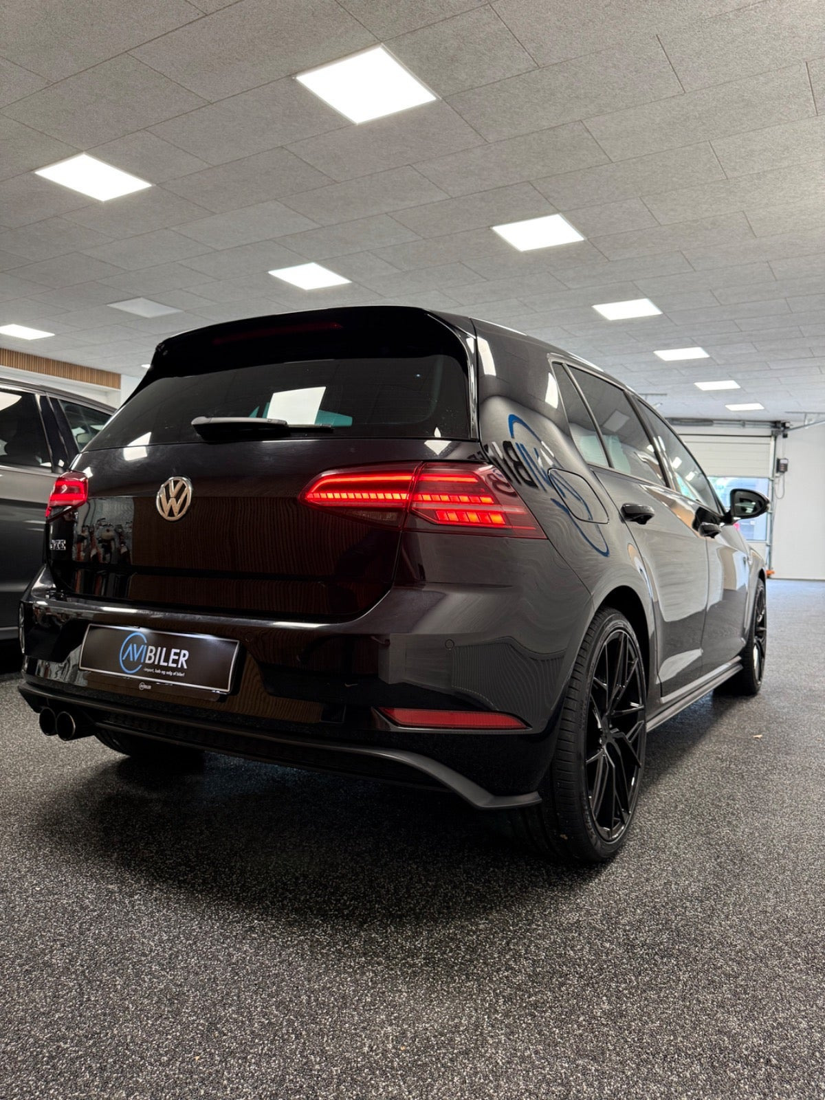 Sort VW Golf VII fra 2019