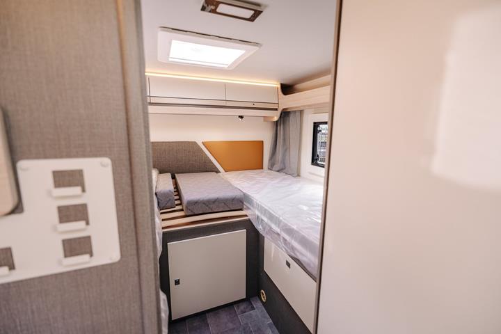 Hvid Ahorn Camp A690 fra 2025