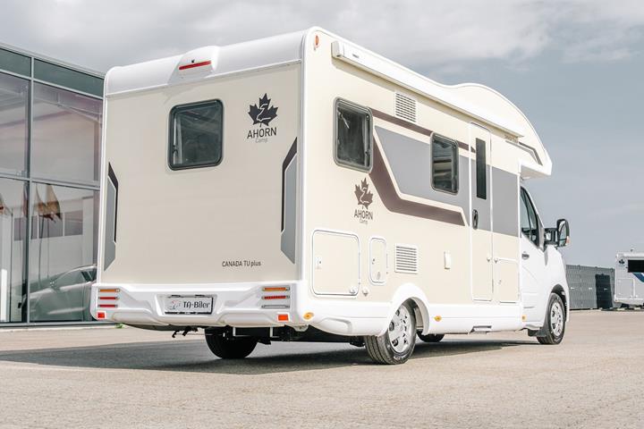 Beige Ahorn Canada TU fra 2023 set udefra