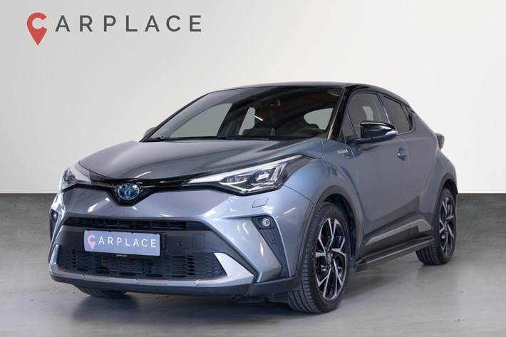 Blå Toyota C-HR fra 2020